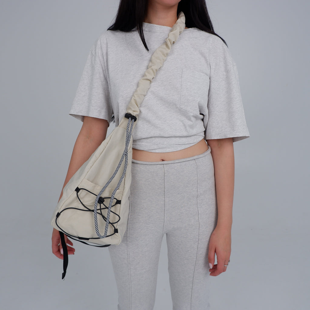 Movou in ivory