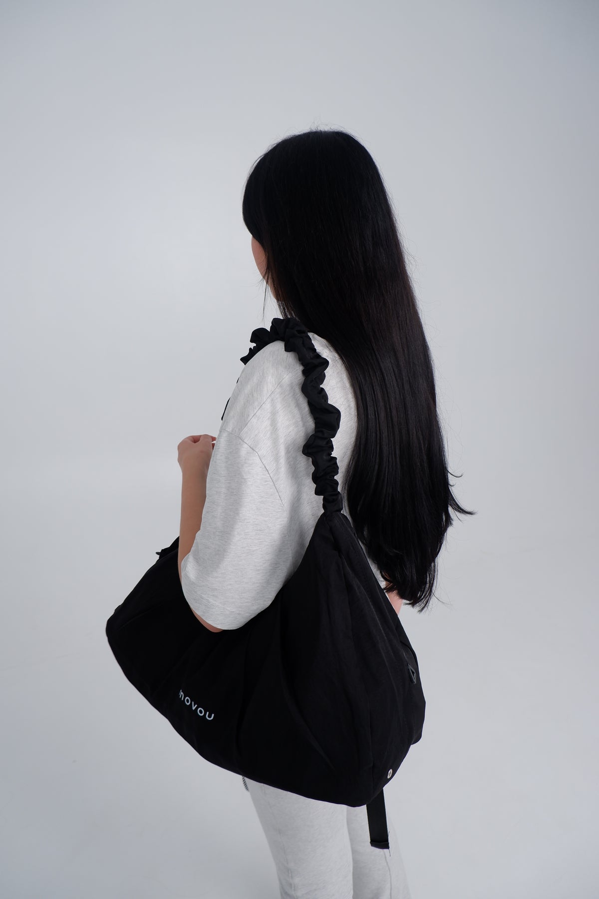 Movou in black