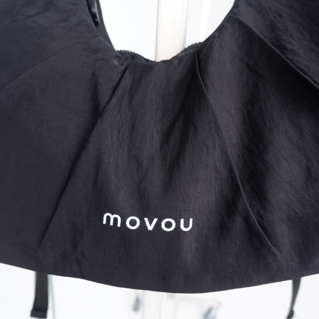 Movou in black
